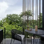 Iik Tulum 301